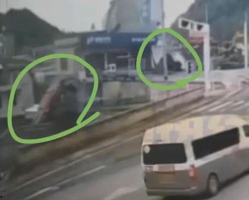 贵州大巴爆料事件真相视频,真相视频揭露惊人内幕  第1张